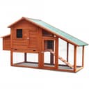 Stort Hönshus Med Hönsgård