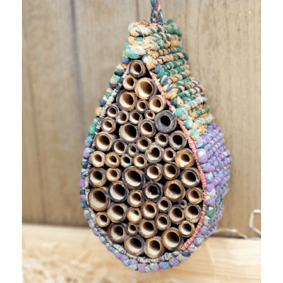 Bihotell Artisan - Teardrop Bee Nester – Etiskt val – insektshotell bäst i test 2026