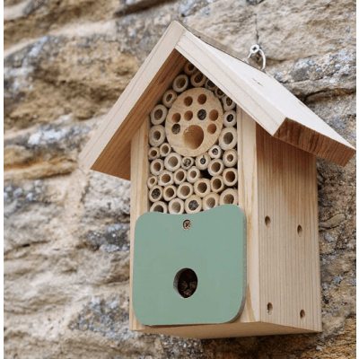 Bihotell Bee Barn – Toppklassval – insektshotell bäst i test 2026