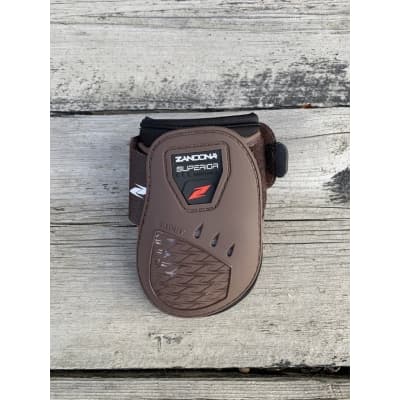 Zandonà Superior Air Pony Kotskydd - Black Edition - Brun – Bäst i test – kotskydd häst bäst i test 2026