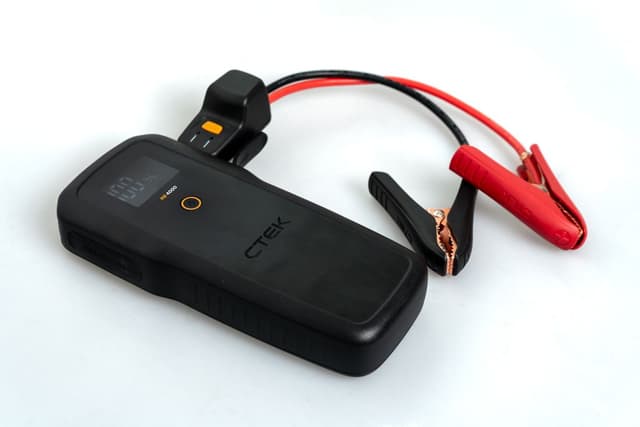 CTEK RB4000 – Bästa premiumval – startbooster bäst i test 2026